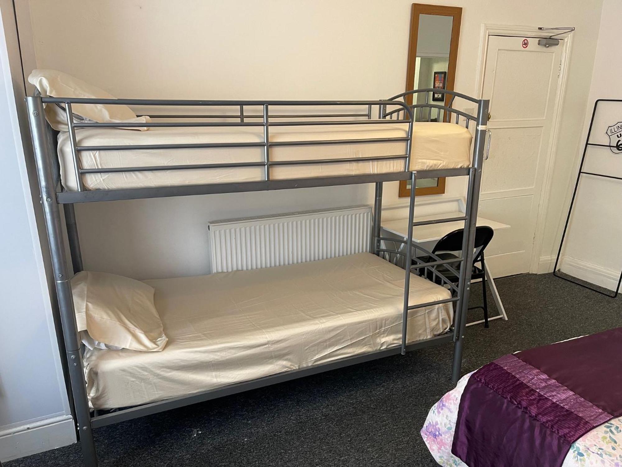 Backpackers Blackpool Hotel & Suites 外观 照片