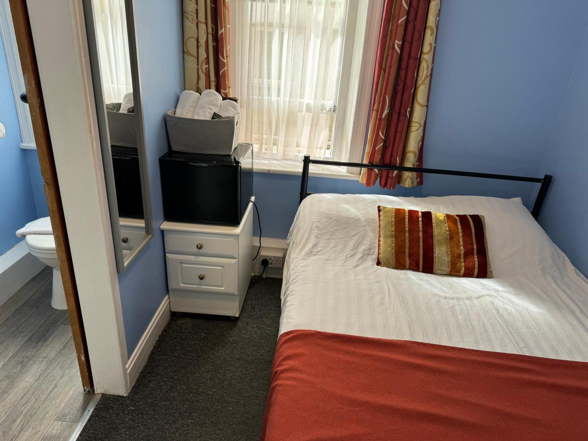 Backpackers Blackpool Hotel & Suites 外观 照片