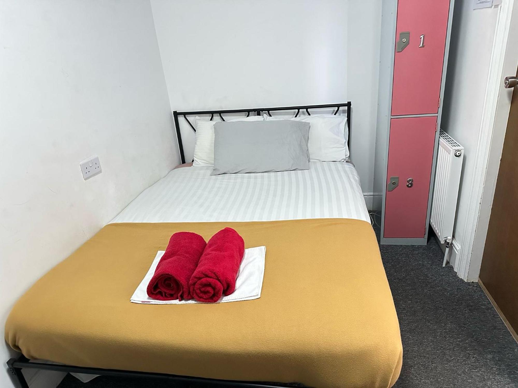 Backpackers Blackpool Hotel & Suites 外观 照片