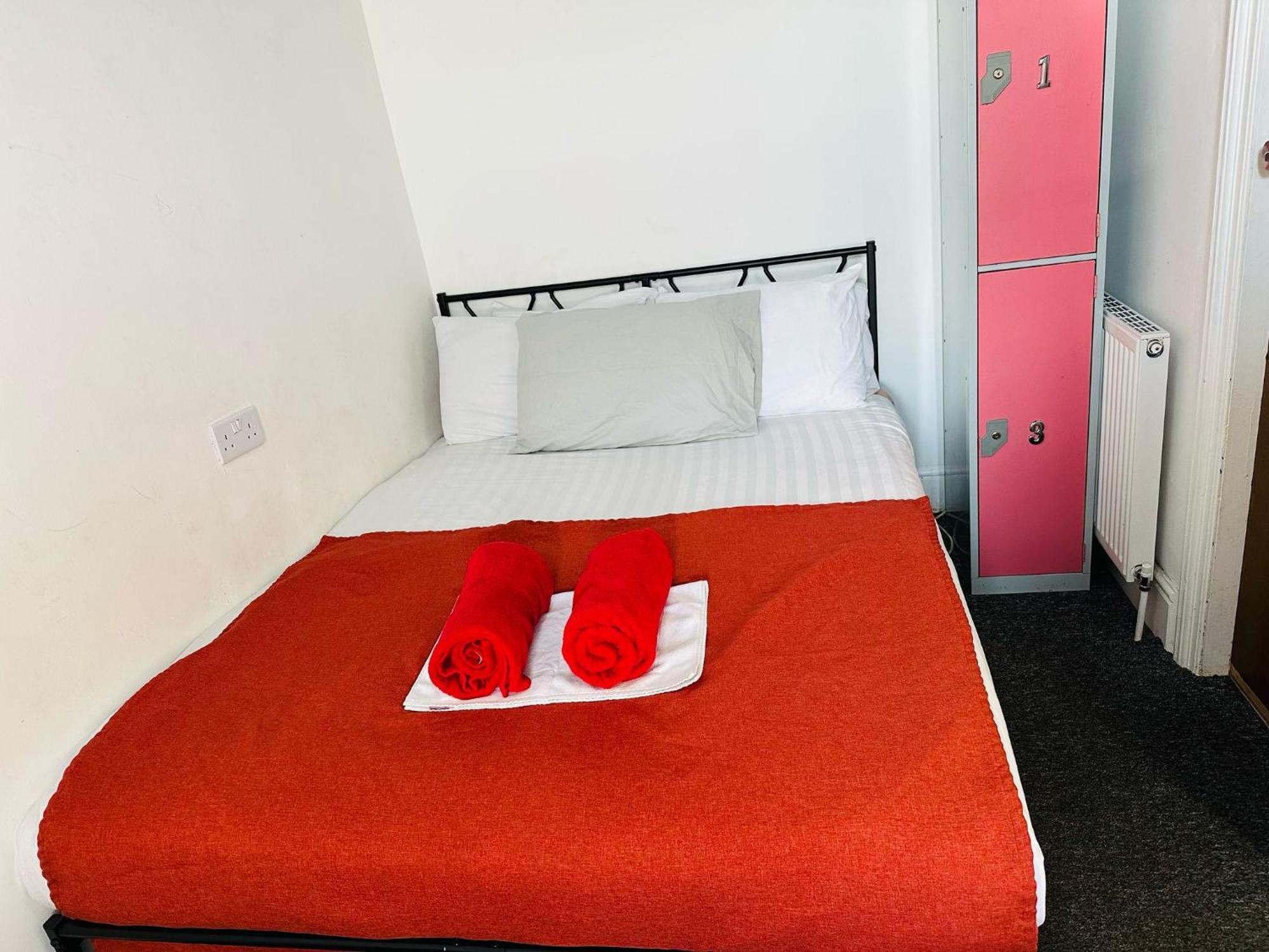 Backpackers Blackpool Hotel & Suites 外观 照片
